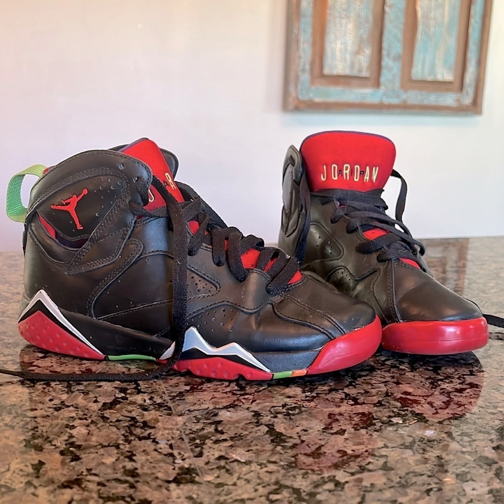 Jordan retro 7 Marvin the Martian 5Y